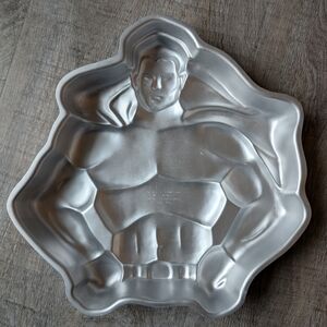 Superman DC Comics Vintage 1977 Cake Tin Pan Mould by Wilton